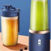 Malý, prenosný smoothie mixér