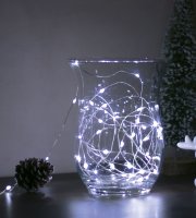 Vianočná LED sveteľná reťaz -  5 m - 50 LED - studená biela - 3 x AA