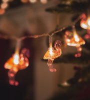 LED svetelná reťaz - flamingo - 1,1 m - 10 LED - teplá biela - 3 x AA