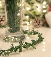 Vianočná dekorácia - zelená girlanda - 2,5 m