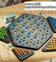 Interaktívna reťazová geometrická spoločenská hra