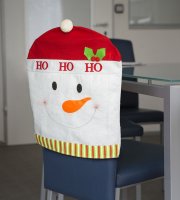 Ozdoba na stoličku - Snehuliak  50 x 60 cm