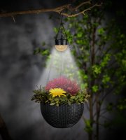 Závesná LED solárna lampa – kvetináč – čierna – plast – 26 x 16 cm