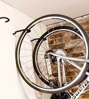 2 balenia liatinových garážových dverí na stenu pre bicykle