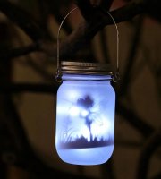Solárna lampášová rozprávková svetielka – Záhradná dekorácia, vonkajšia závesná sklenená lampa s mrazivým efektom skla